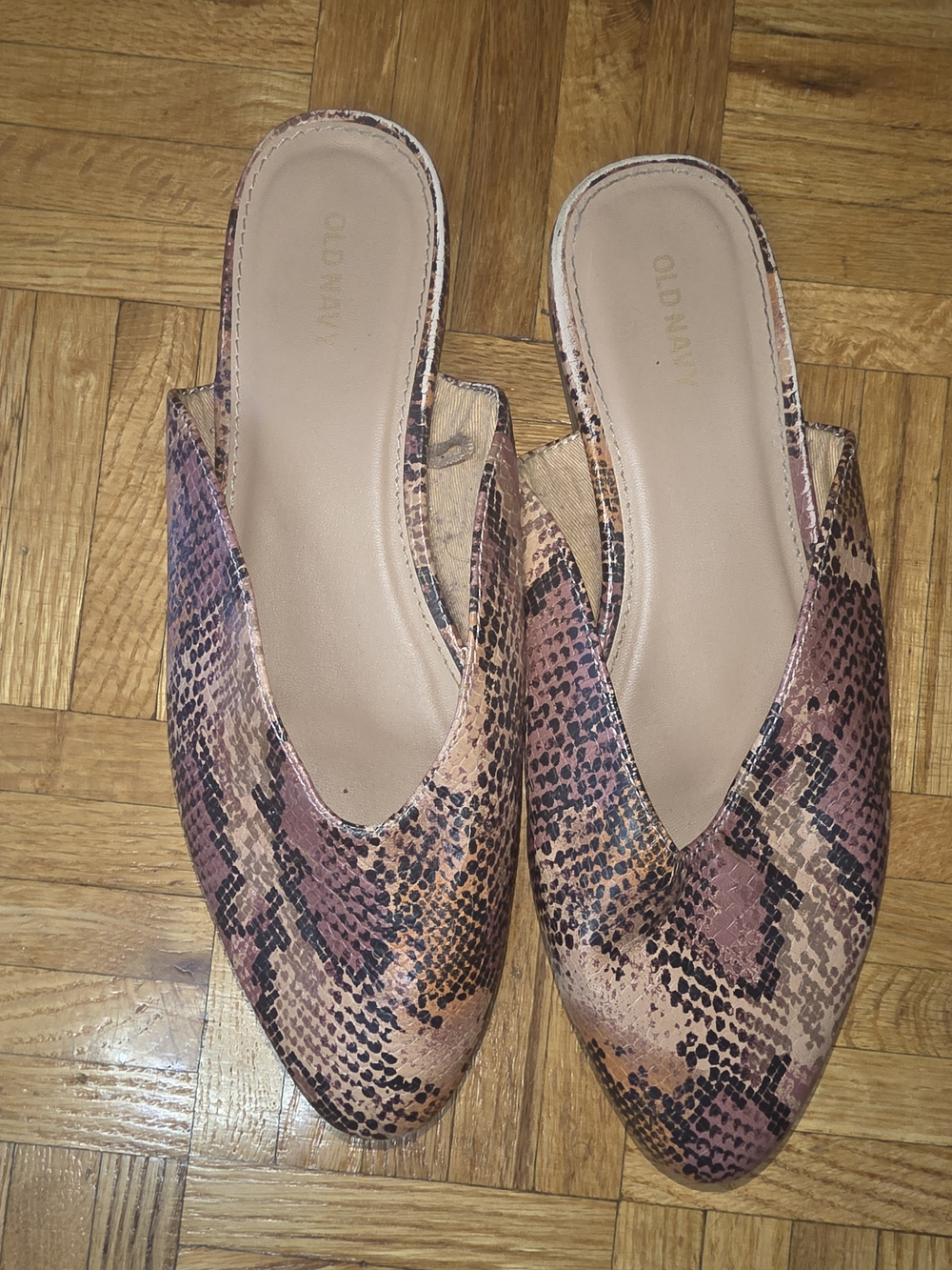 OLD NAVY Snake-Print Slide Mules in Blush Pink - Picture 2 of 3